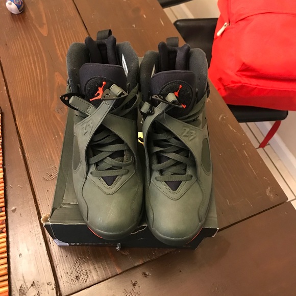 Jordan Other - Jordan Retro 8 sz. 9.5 Undefeated colorway